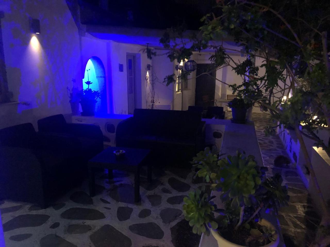 Hotel 11