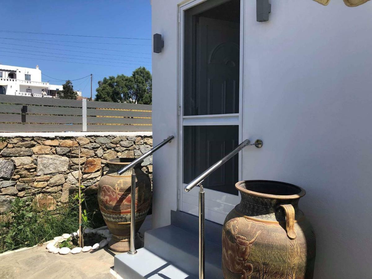11 Mykonos Town