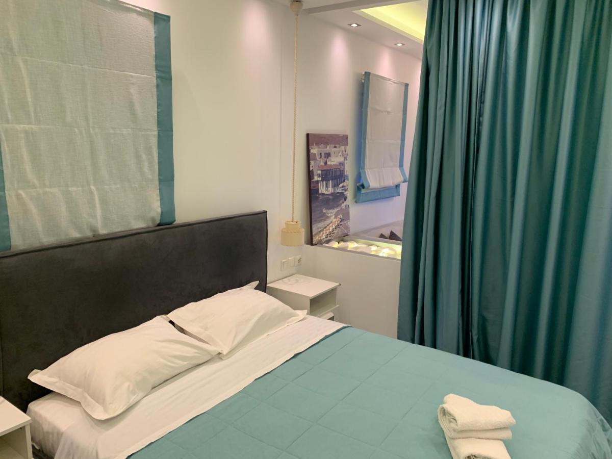 Отель 11 Mykonos Town
